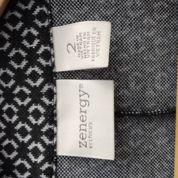 Zenergy black and grety jacket size 2 - Picture 2 of 3